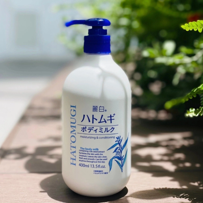 Sữa Dưỡng Thể Hatomugi Làm Sáng Da Ban Đêm 400ML
