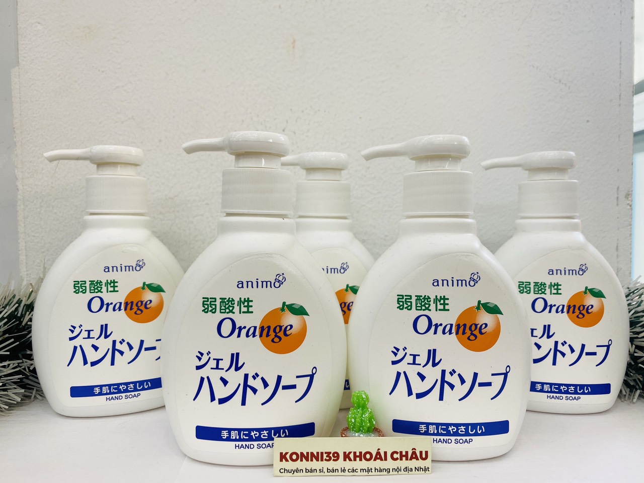 Gel rửa tay Rocket hương cam 200ml