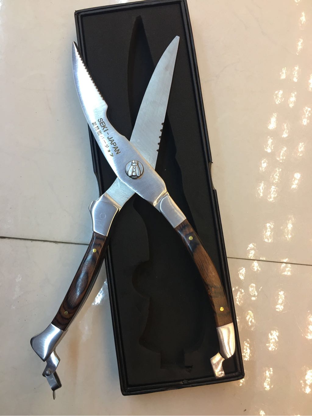 Kéo cắt gà Seikei chốt chuôi