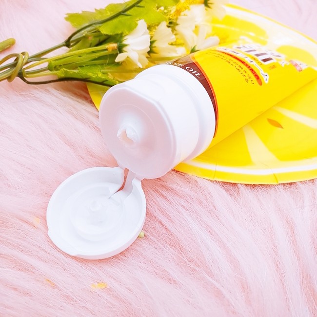 Sữa rửa mặt Cosmetex Roland chiết xất dầu ngựa tinh khiết lành tính, phù hợp mọi loại da 130g