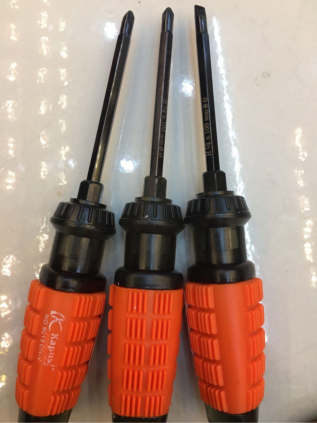 Tua vít 2 ĐẦU 6 dài 100mm_Kapusi cán cam gai_ 12C/H