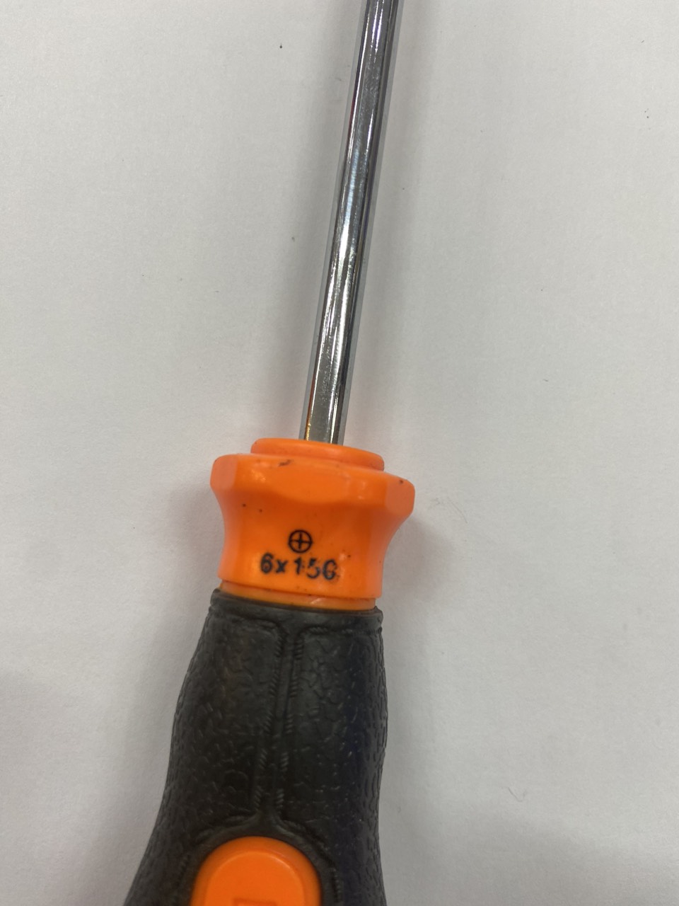 Tua vít 1 đầu DẸP 6 dài 150mm_Kapusi cam đen_12C/H