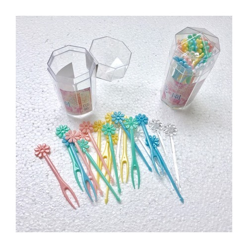 Hộp 20 dĩa ăn trái cây hình hoa