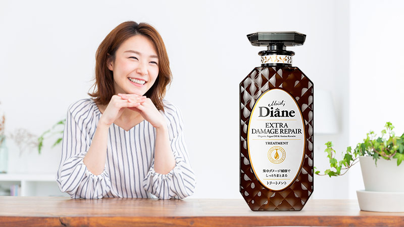 Dầu Xả Phục Hồi Tóc Hư Tổn Moist Diane Extra Damage Repair 450Ml