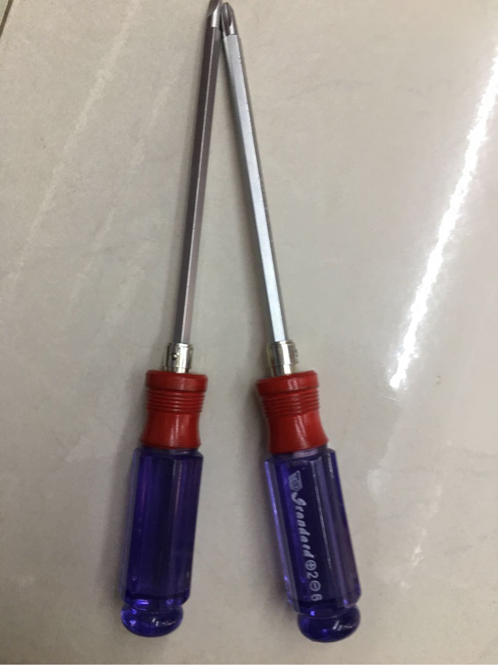 Tua vít 2 ĐẦU 6 dài 150mm_Kapusi cán xanh dương