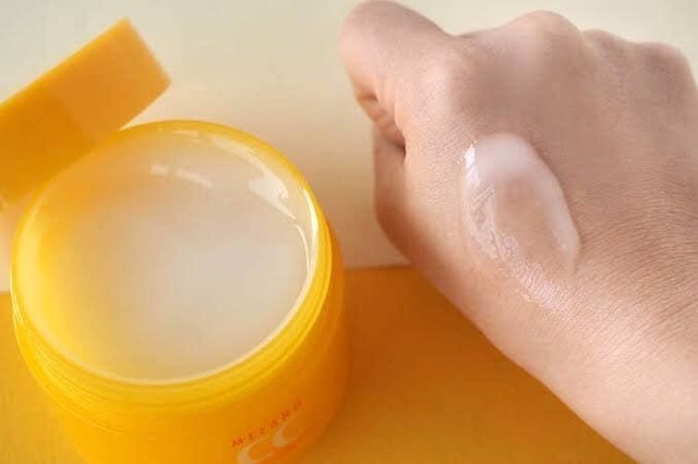 Gel Dưỡng Trắng Da Giảm Thâm Sạm, Đốm Nâu Rohto Melano CC 100G