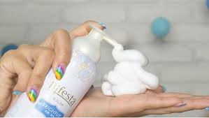 Sữa rửa mặt tạo bọt Bifesta Foaming Whip 180g (Màu xanh dương Acne Care - dòng dưỡng cho da mụn )
