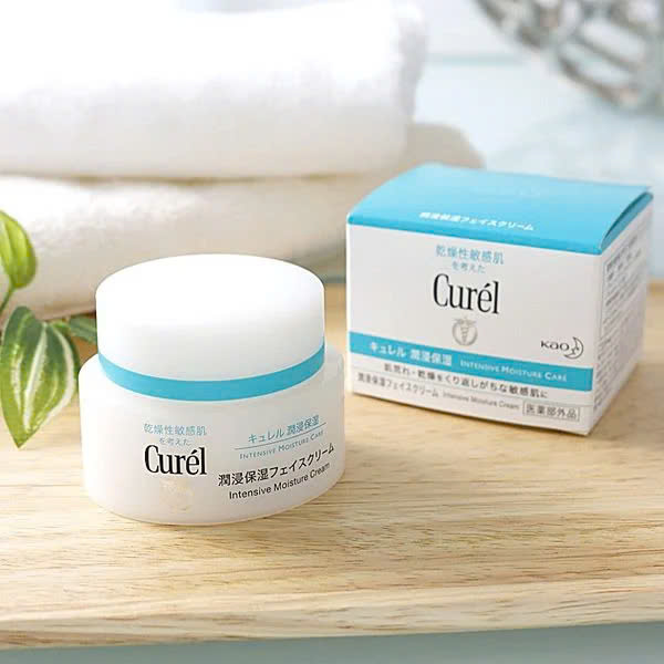 Kem Dưỡng Da CUREL Cấp Ẩm Chuyên Sâu 40G