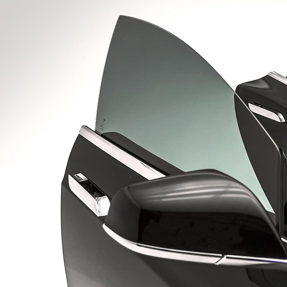 PHIM CÁCH NHIỆT Ô TÔ VÀ NHỮNG ĐIỀU CẦN LƯU Ý