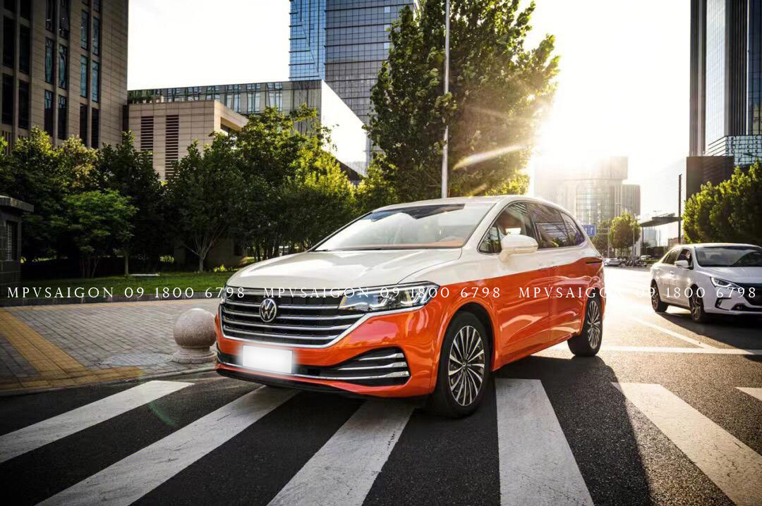Bọc da và đổi màu nội thất Volkswagen Viloran tại MPVSAIGON