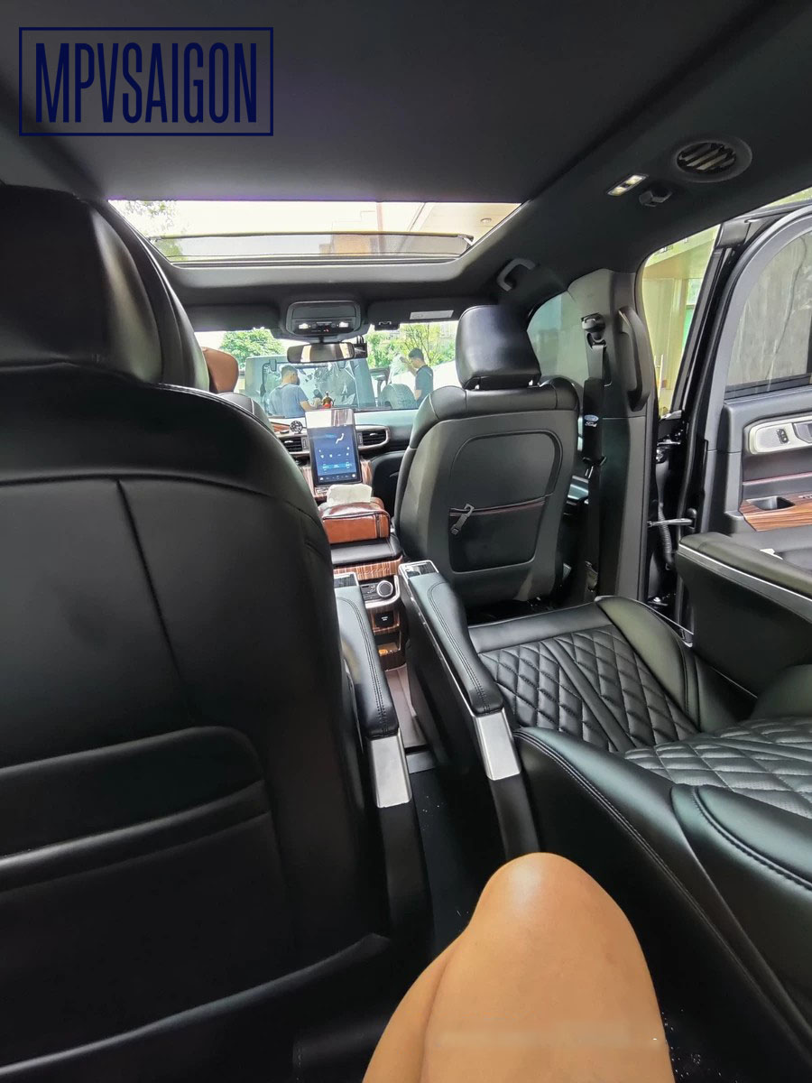 độ ghế limousine SUV ford Explorer