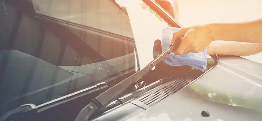 Cần gạt nước ô tô: Tất tần tật từ A đến Z