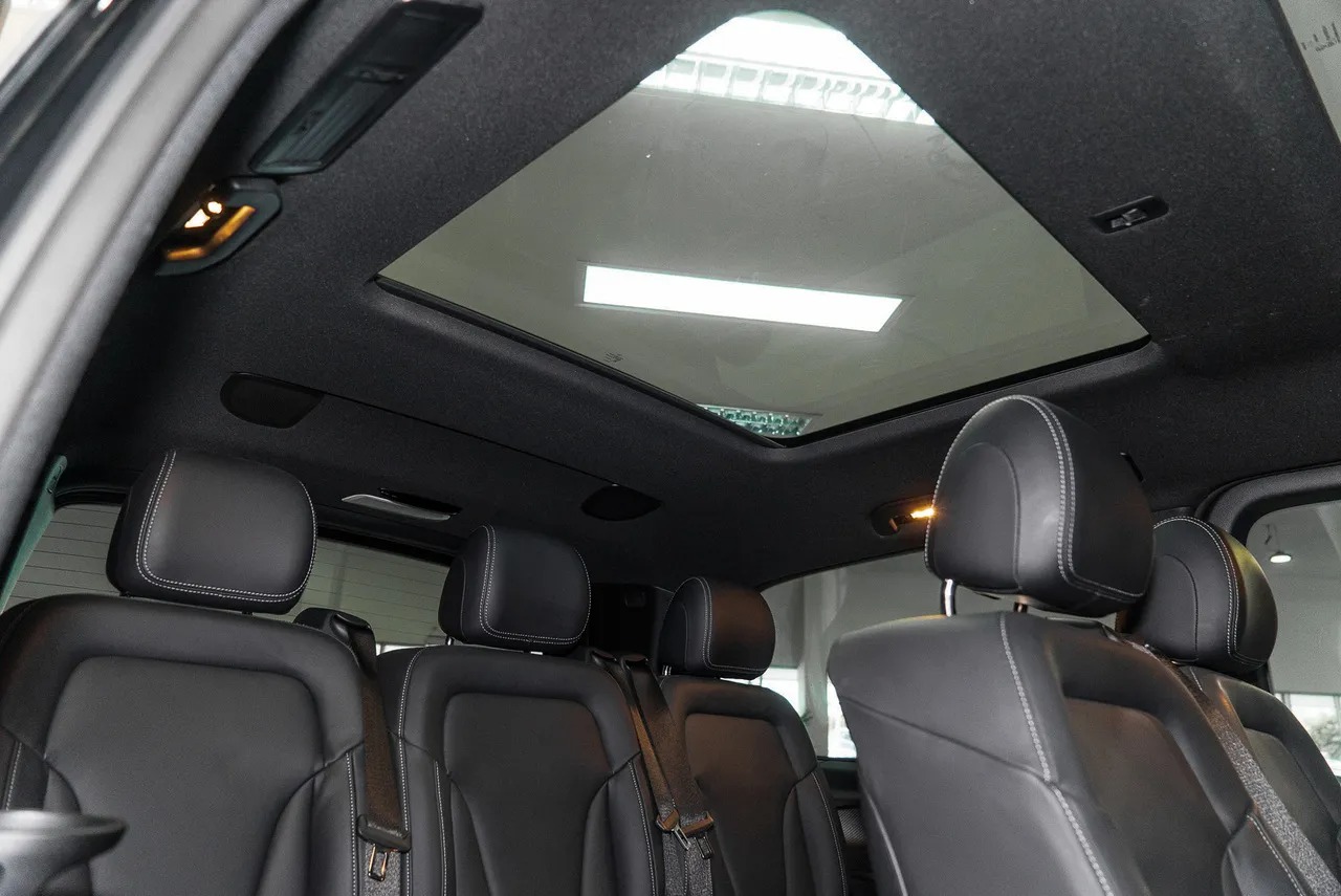MERCEDES BENZ V300 AVANTGARDE NÂNG CẤP GHẾ BẢN AMG