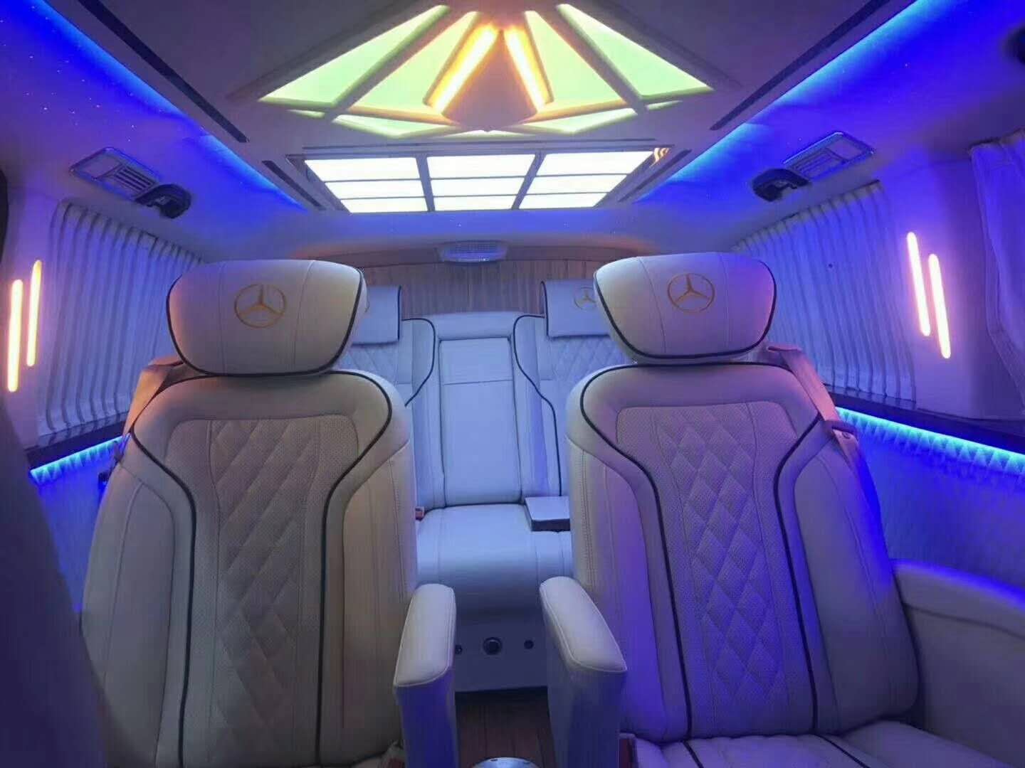 đèn LED trần limousine