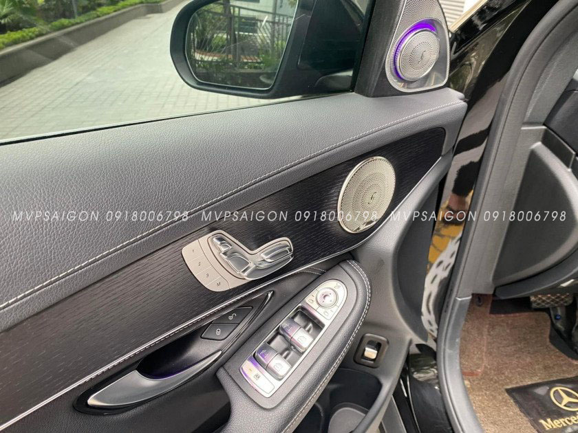 Loa Xoay 3D Burmester Led 64 Màu Cột A cho xe Mercedes-Benz