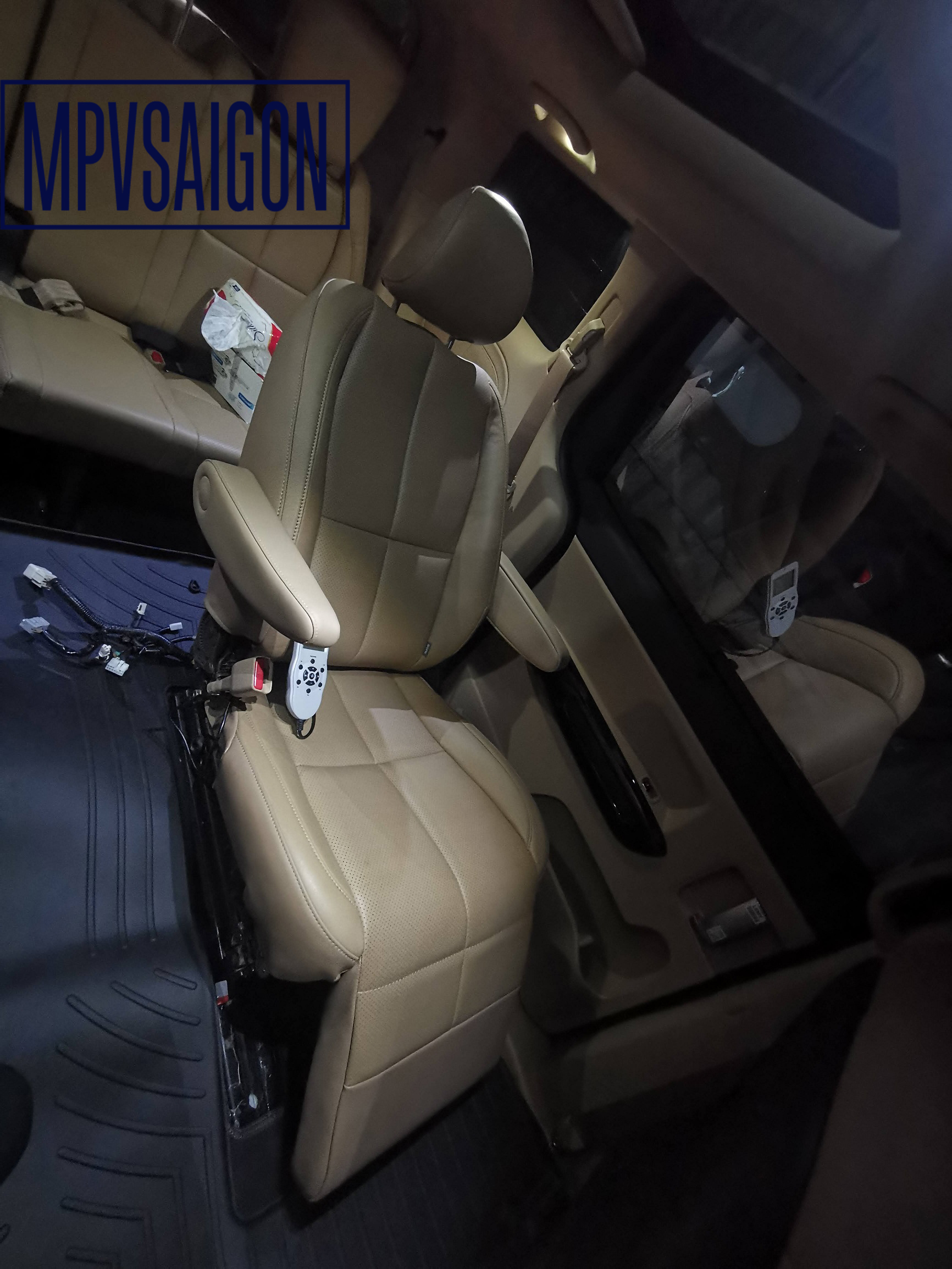 nâng cấp ghế chỉnh điện sedona limousine