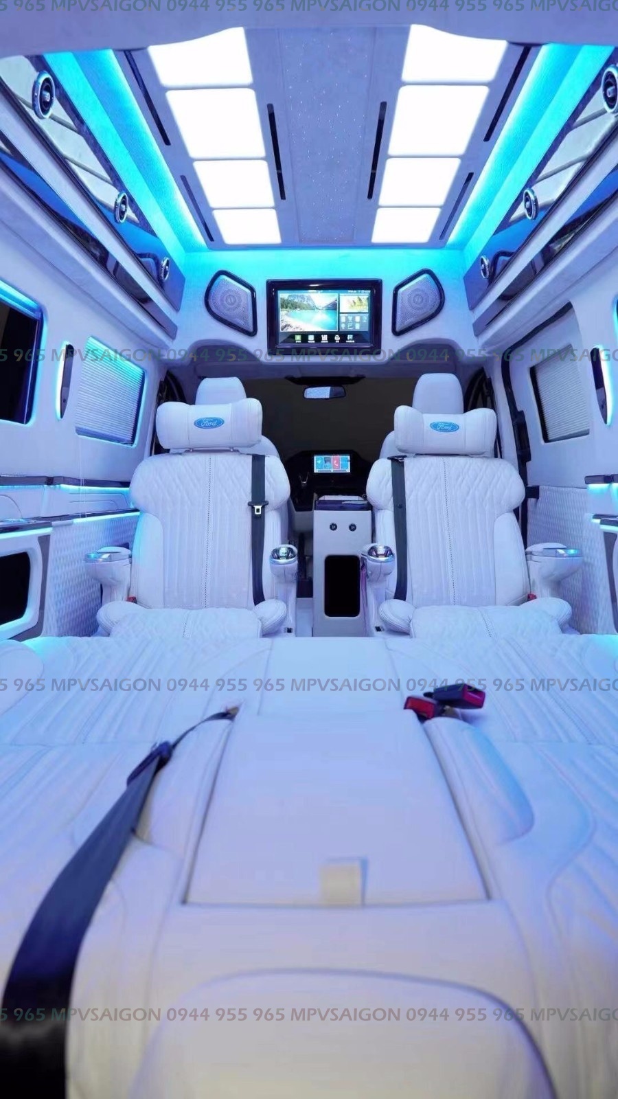 độ ghế Limousine Tourneo