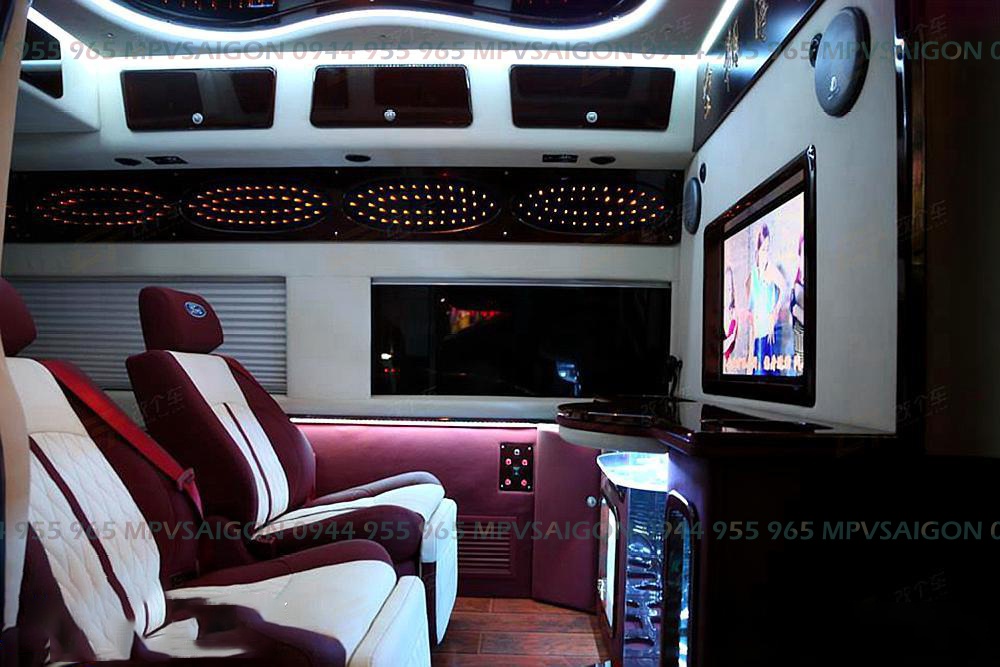 độ ghế Limousine Tourneo