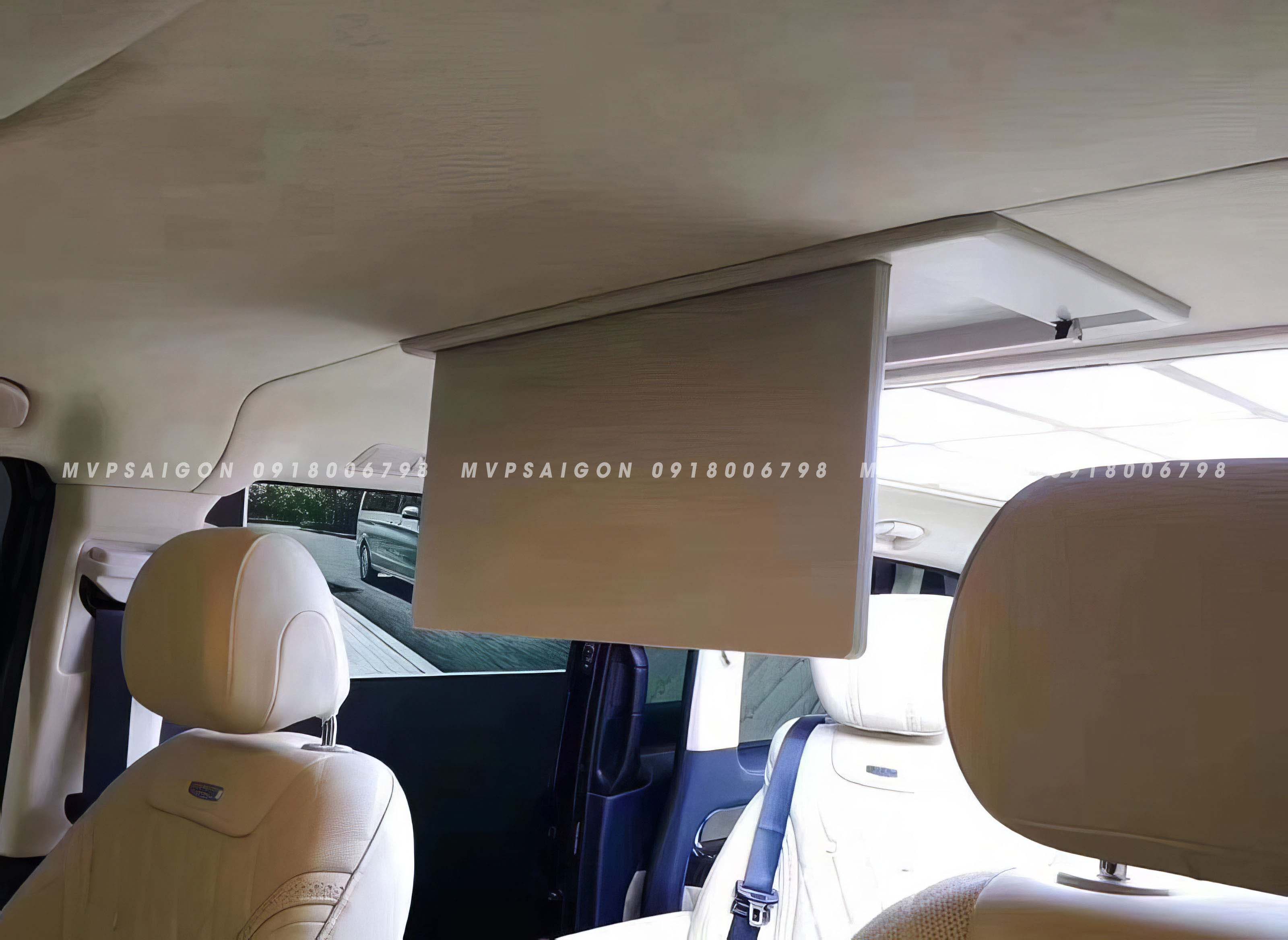 TV gập trần tự động gập mở Mercedes Benz V250