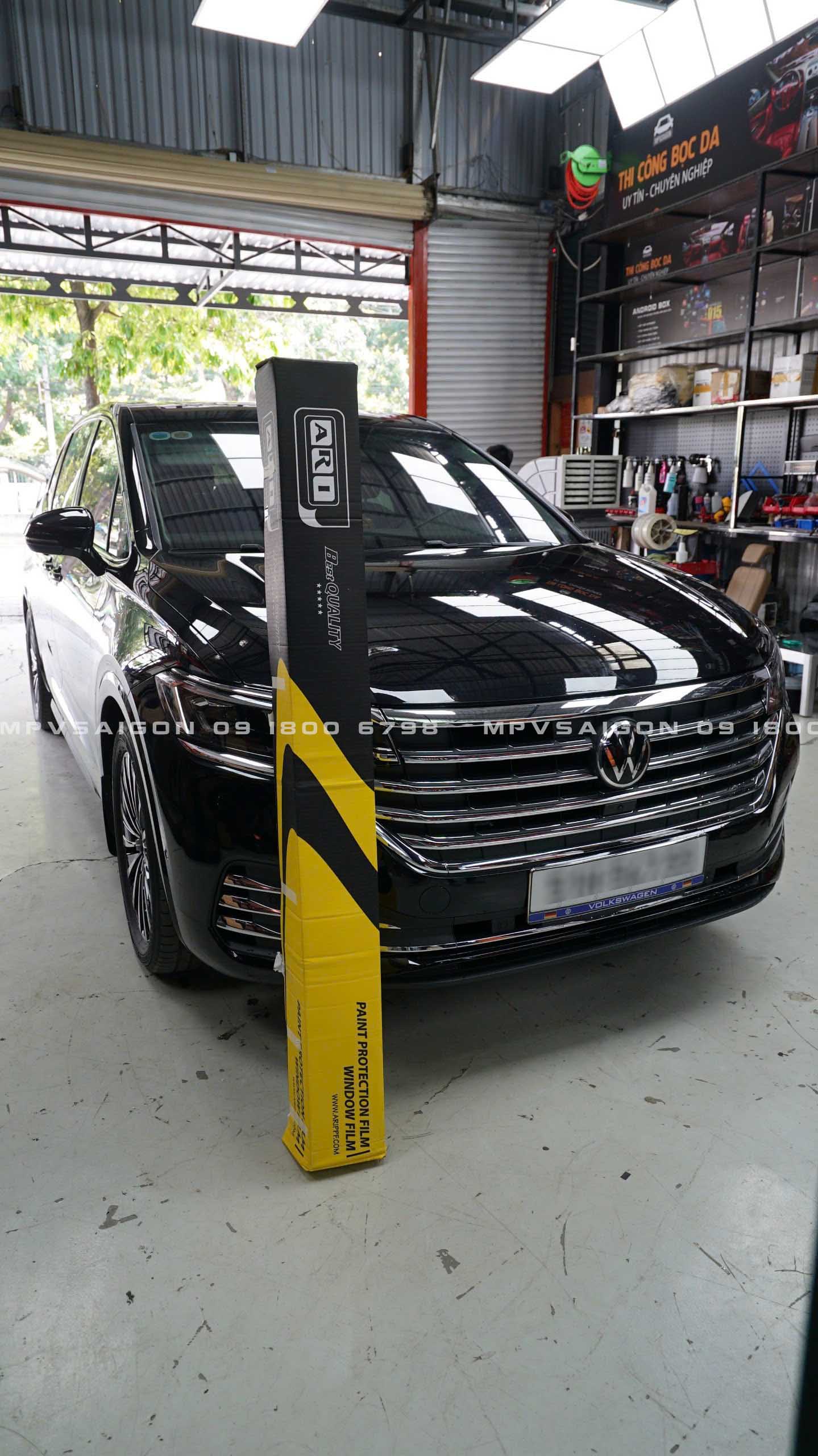 Thi công phủ PPF bảo vệ nội thất và ngoại thất ô tô Ari cho Volkswagen Viloran: Báo giá mới nhất 2024