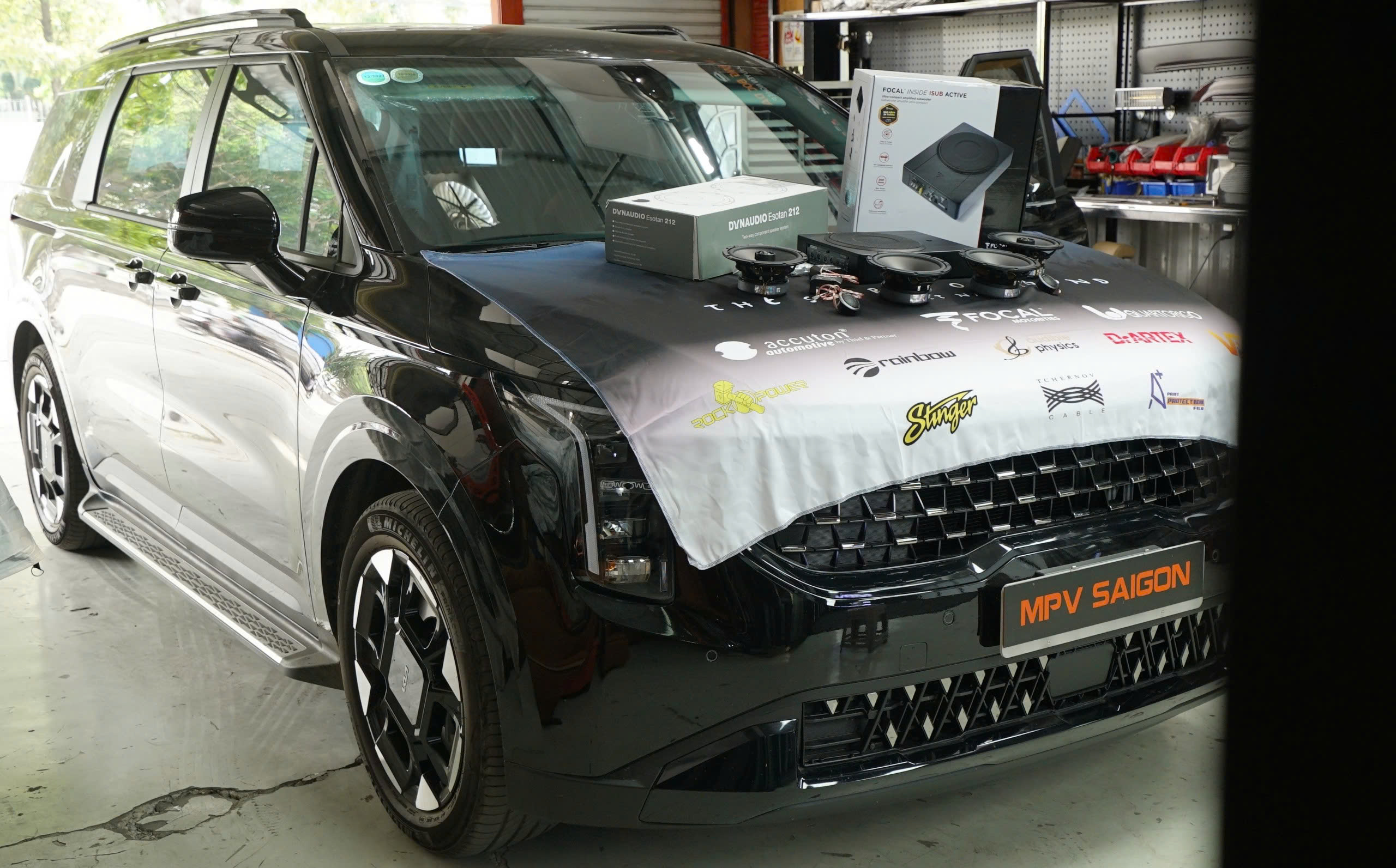 LOA 2 CHIỀU HAY 3 CHIỀU? ĐÂU LÀ LỰA CHỌN PHÙ HỢP CHO Ô TÔ CỦA BẠN