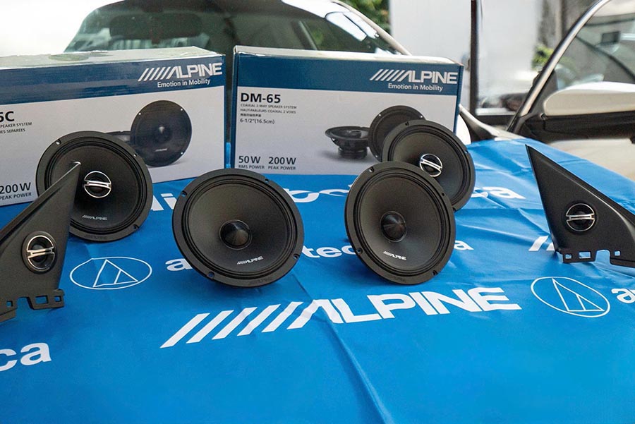 ĐỘ LOA ALPINE DM65 & DM65C: COMBO ÂM THANH TIÊU CHUẨN CHO VOLKSWAGEN VILORAN