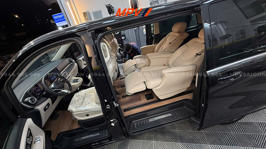 MERCEDES BENZ V300 AVANTGARDE NÂNG CẤP GHẾ BẢN AMG