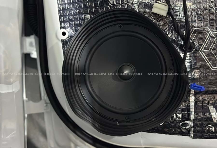 FOCAL ISU 165