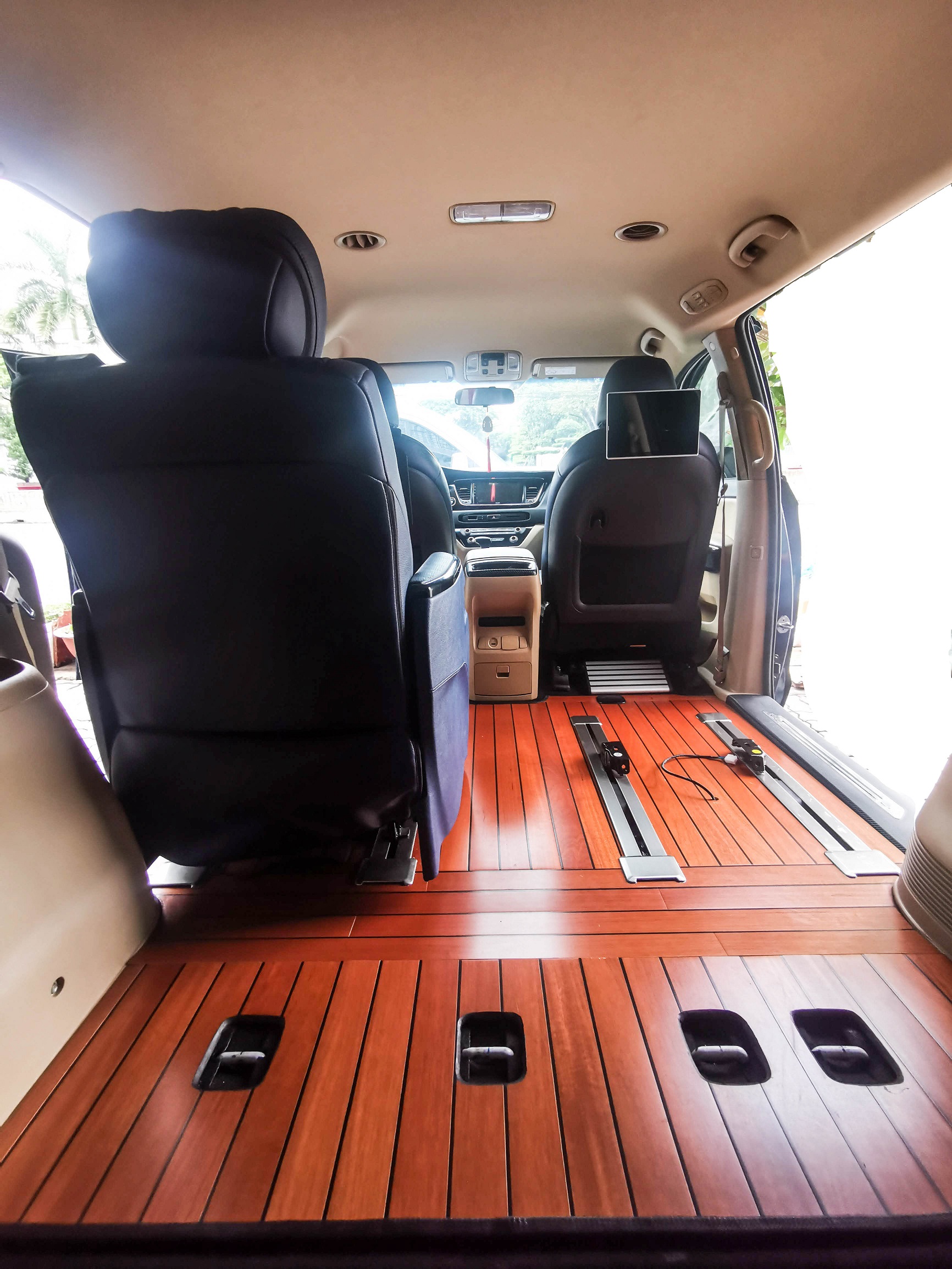 Lát lót Sàn gỗ tự nhiên cho xe ô tô xe limousine