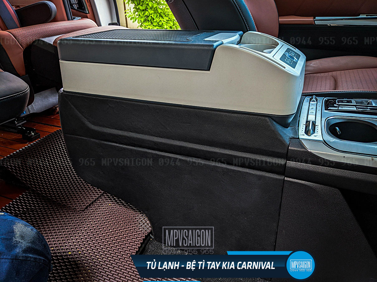 Kia Carnival độ tủ lạnh- tủ đông đá MPVSAIGON