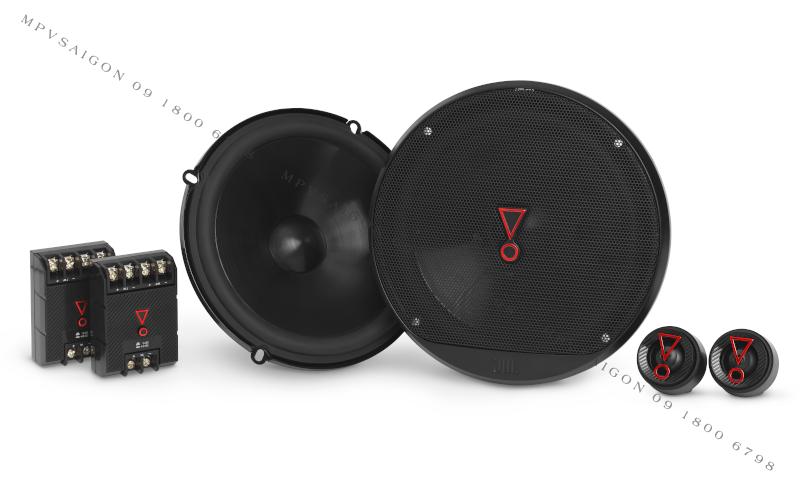 Cận cảnh loa JBL STAGE3 607CF với màng loa cao cấp, âm thanh sống động