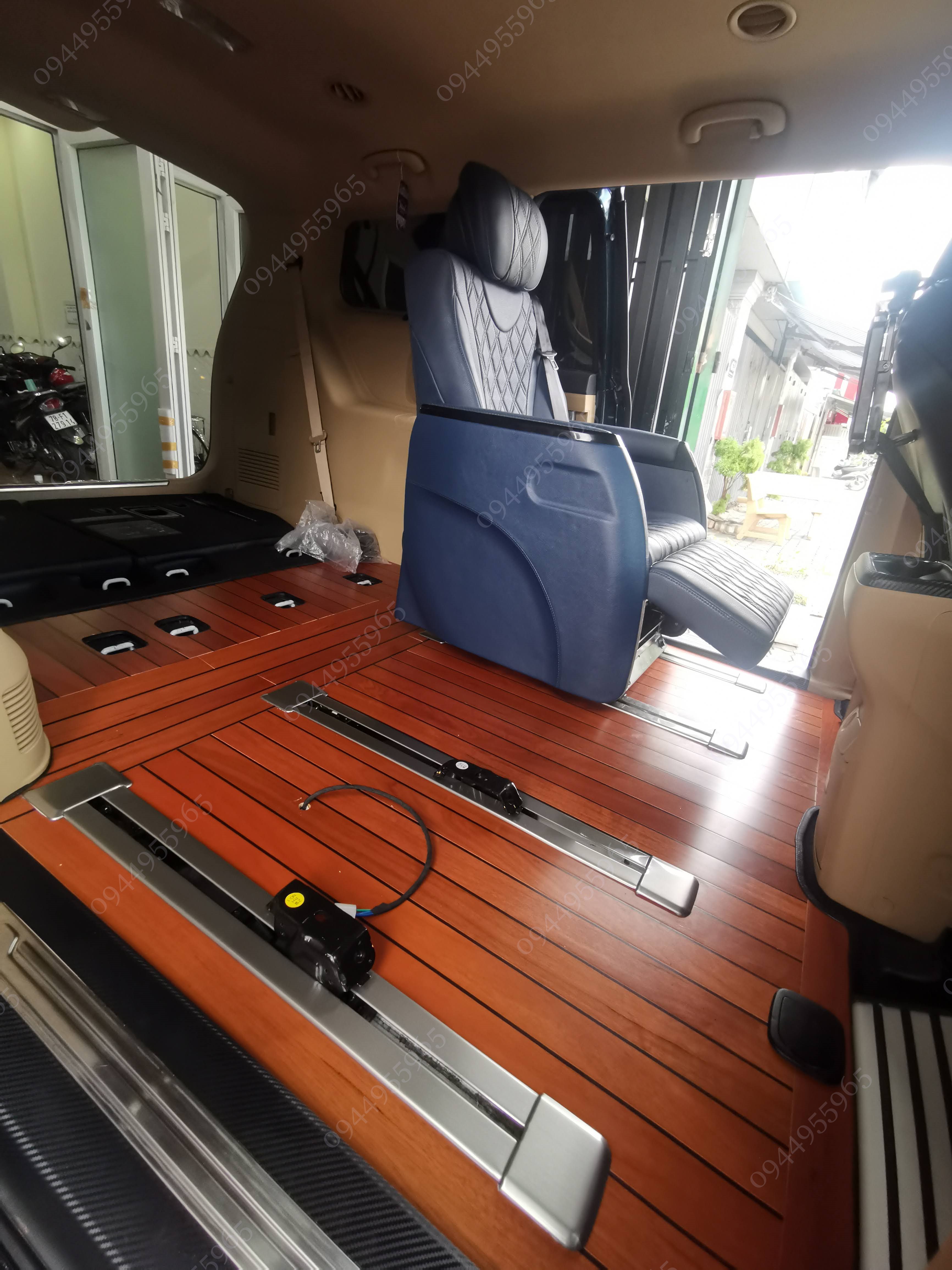 Sàn gỗ tự nhiên xe sedona limousine