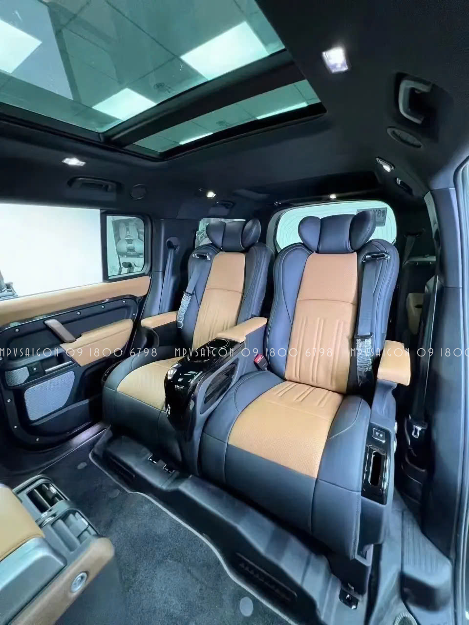Land Rover Defender 110/130: Kinh nghiệm và các phương án nâng cấp ghế chủ tịch