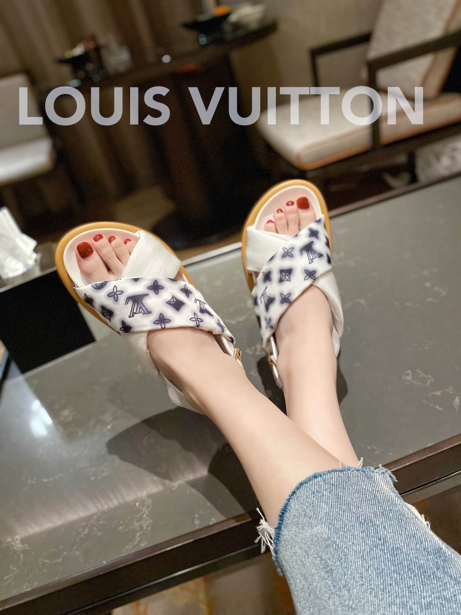 LOUIV Puffer Sandals