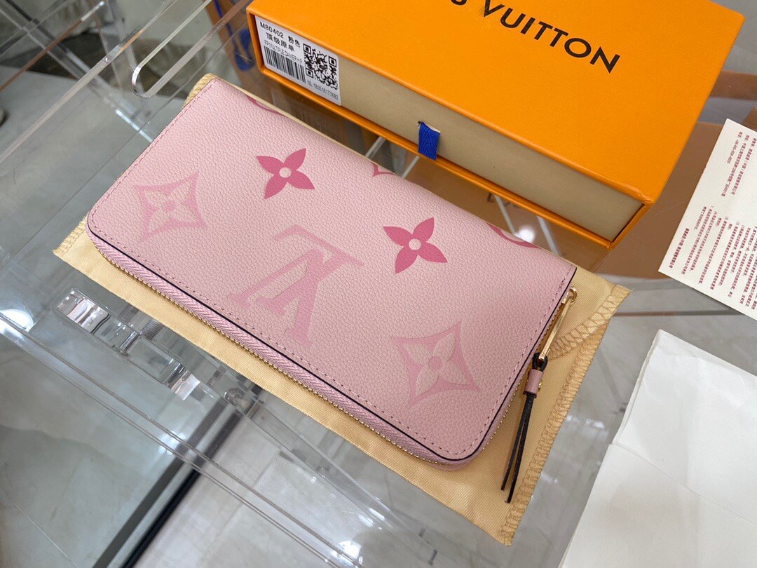 LOUIV Zippy Wallet By The Pool