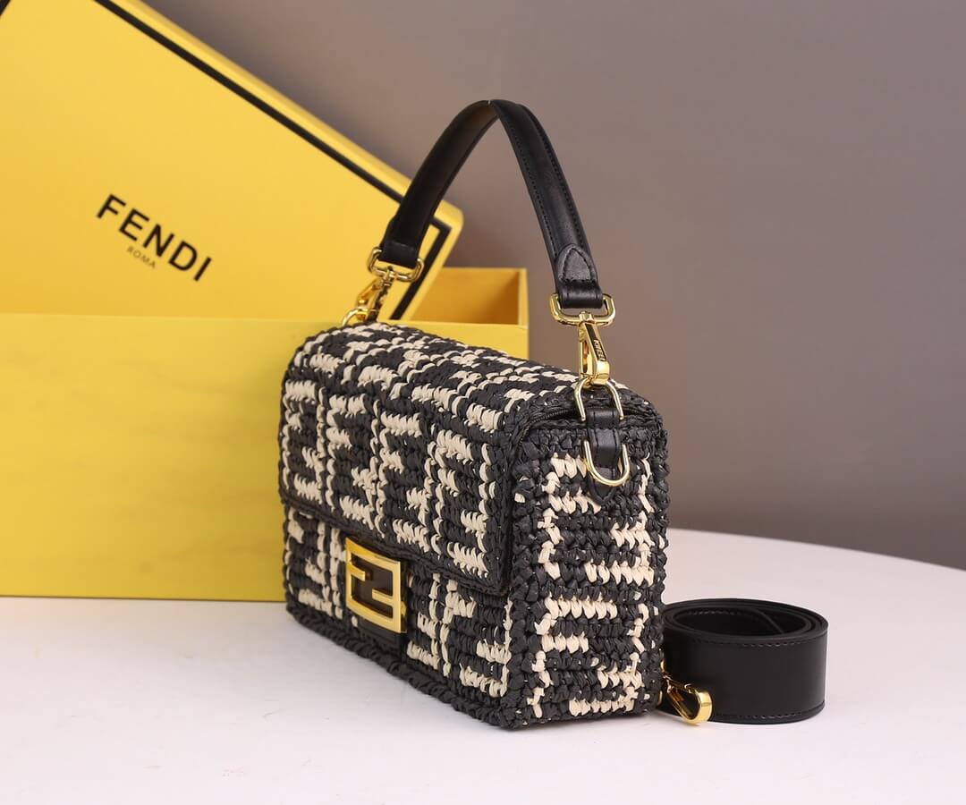 FD Baguette Raffia