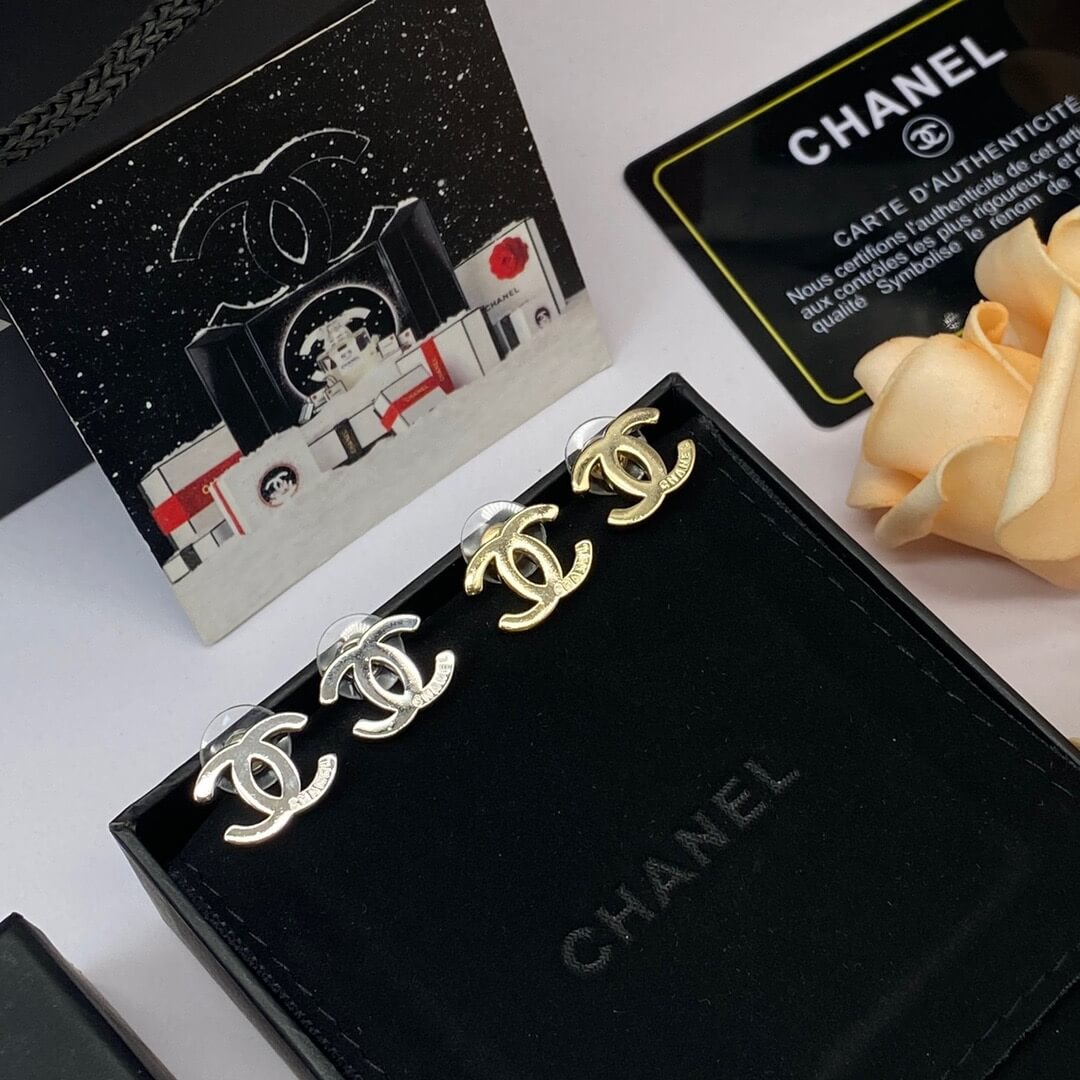 CC Plain Studs Earrings