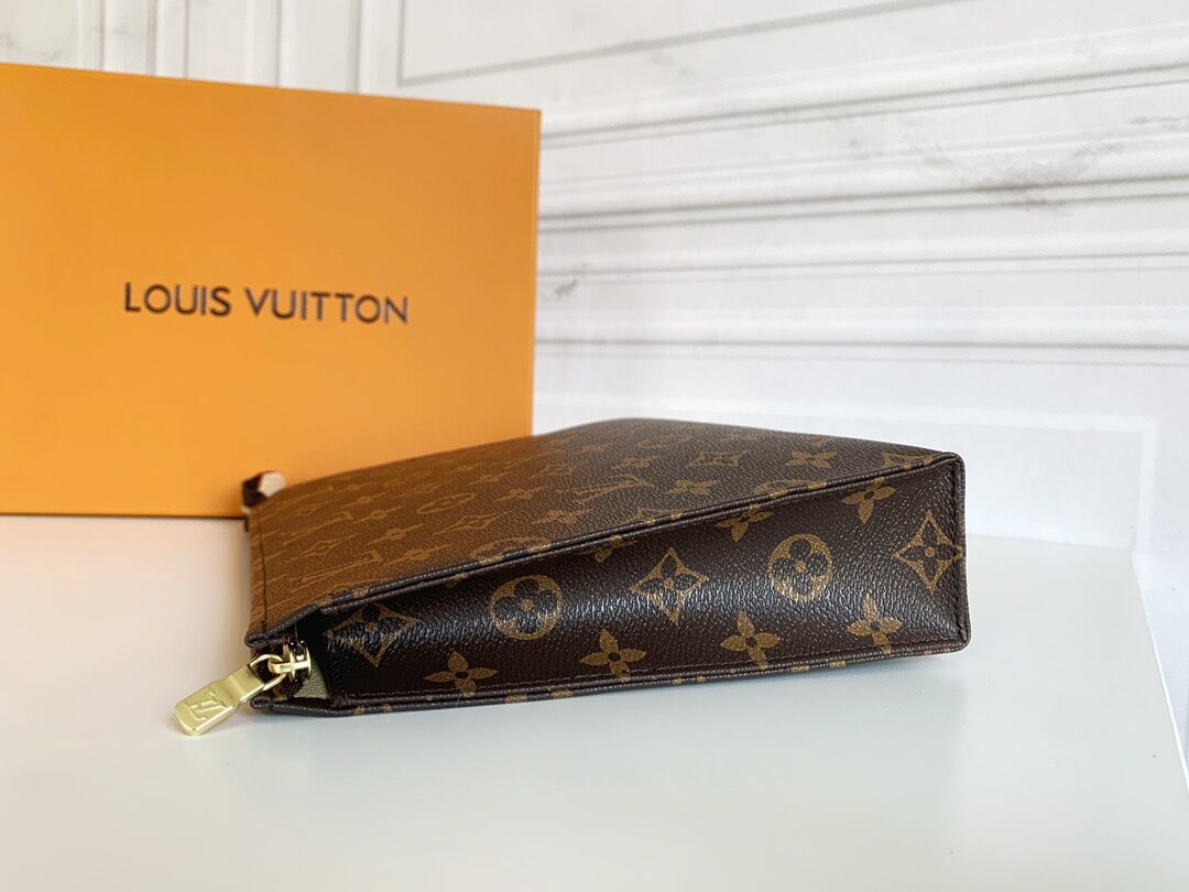 LOUIV Toiletry Pouch 26