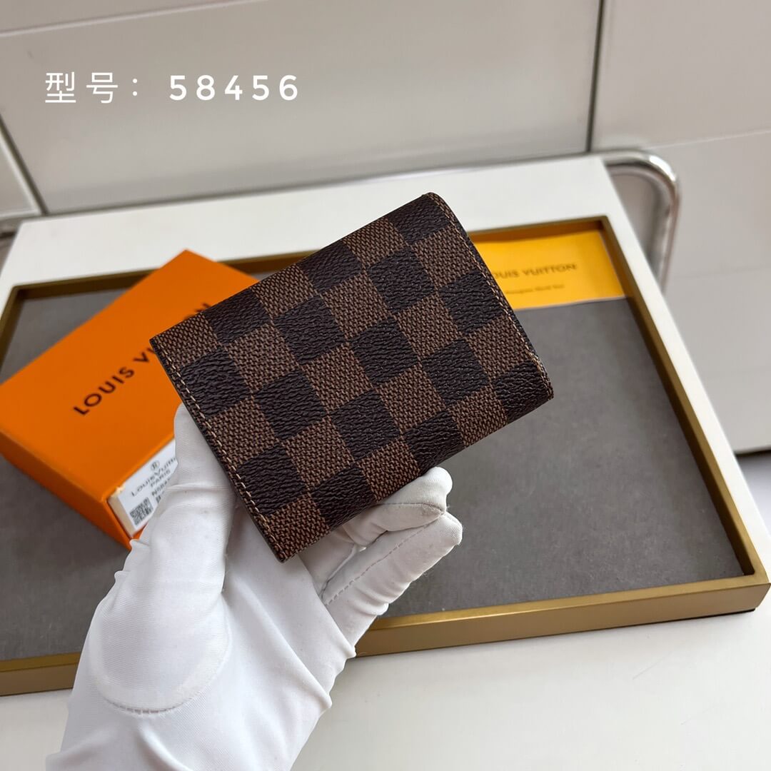 LOUIV Card Holder