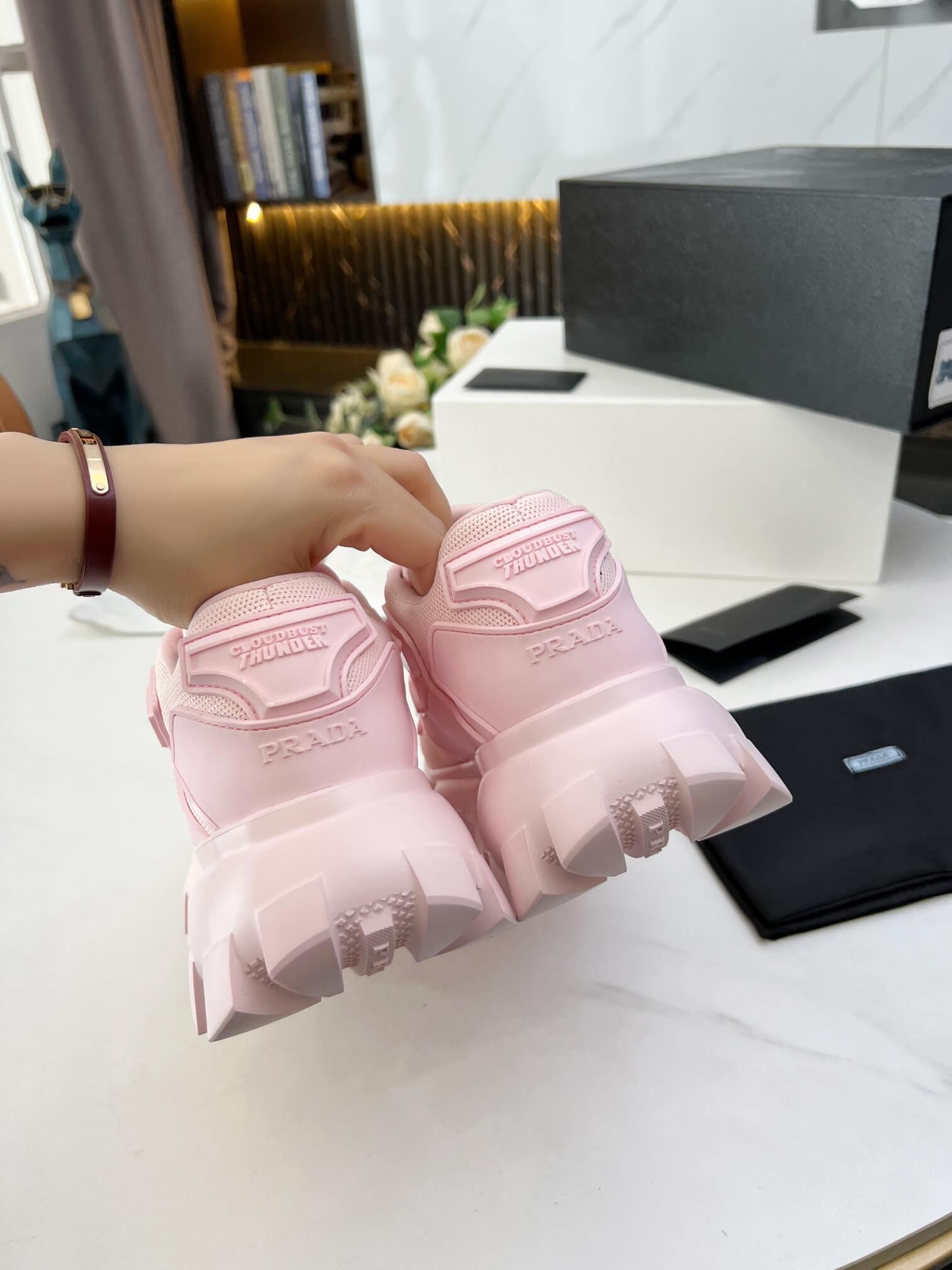 PR Sneakers