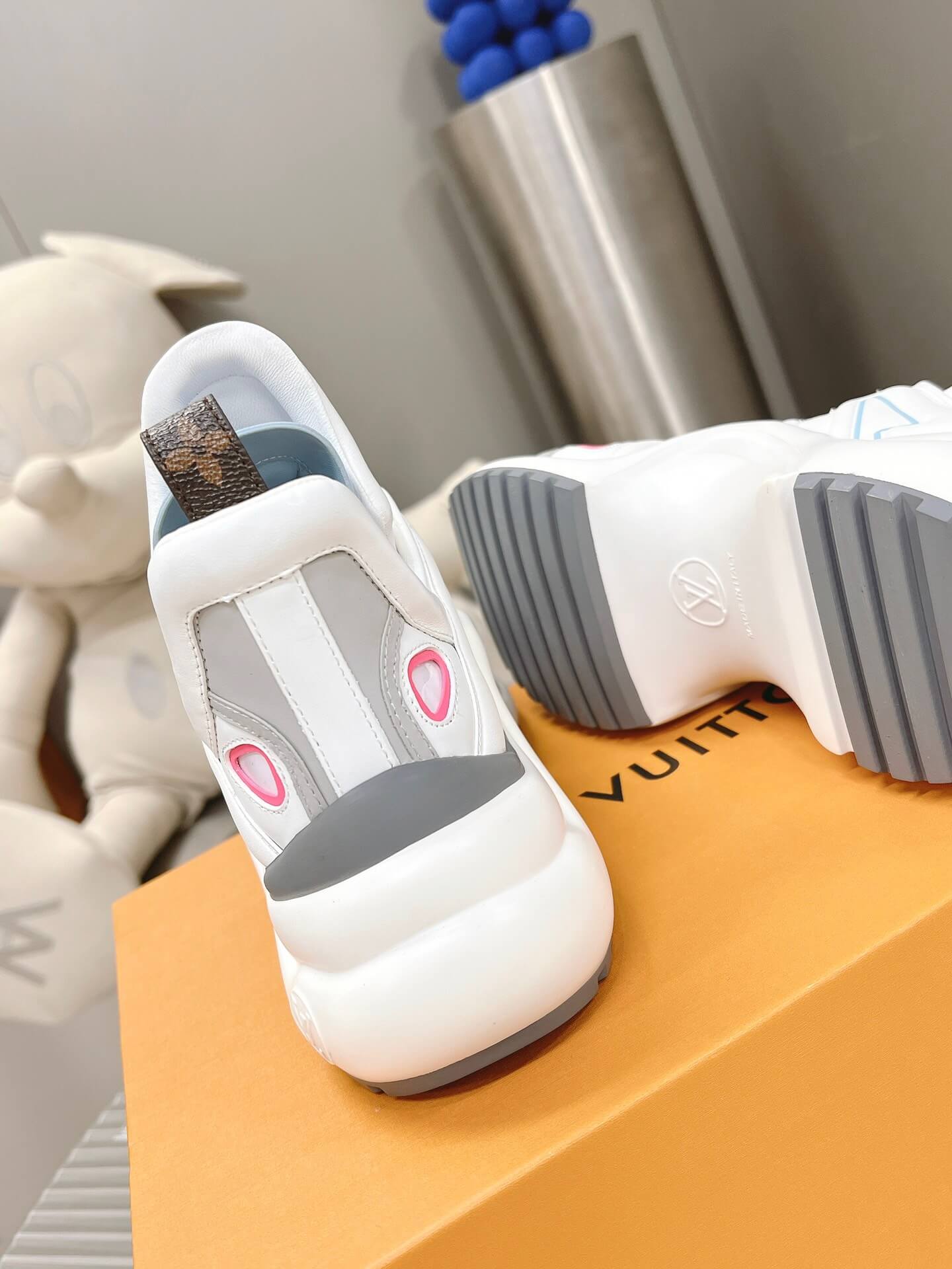 LOUIV Archlight Sneakers