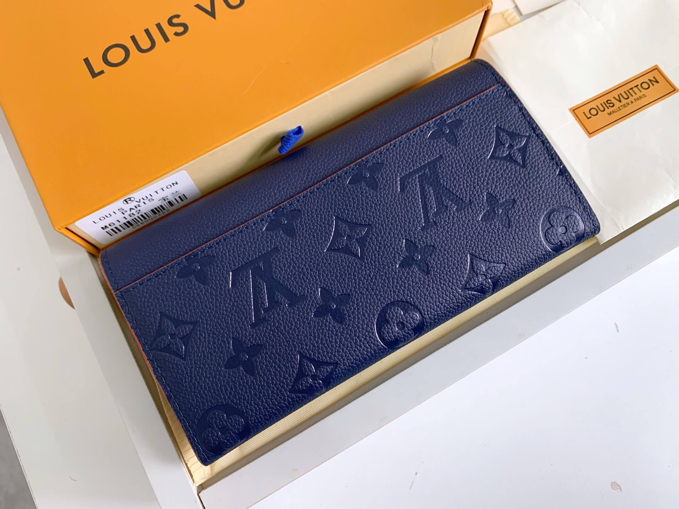 LOUIV Sarah Wallet