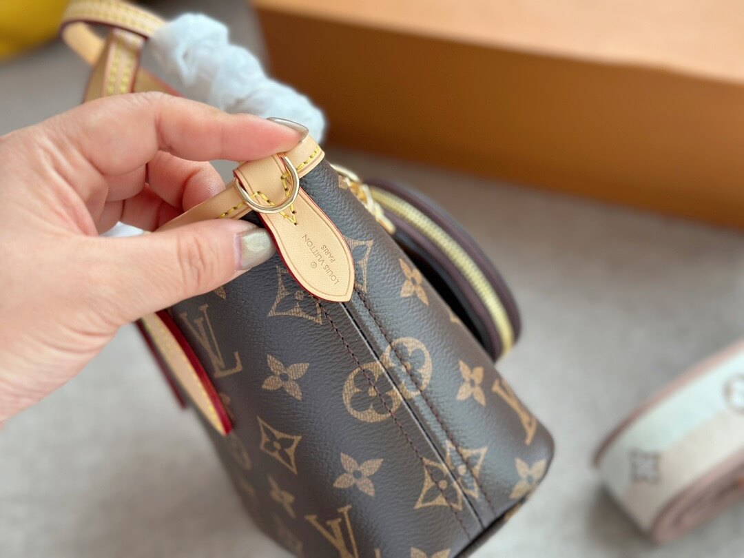 LOUIV Neverfull BB