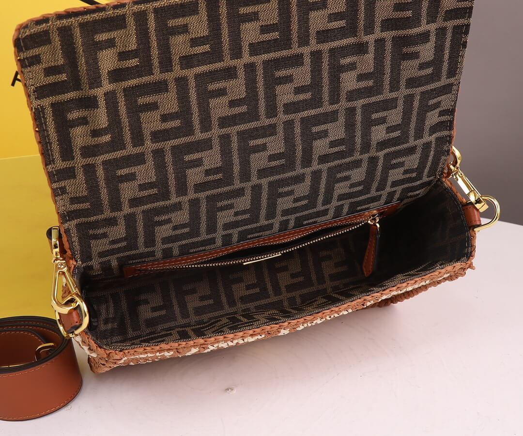 FD Baguette Raffia