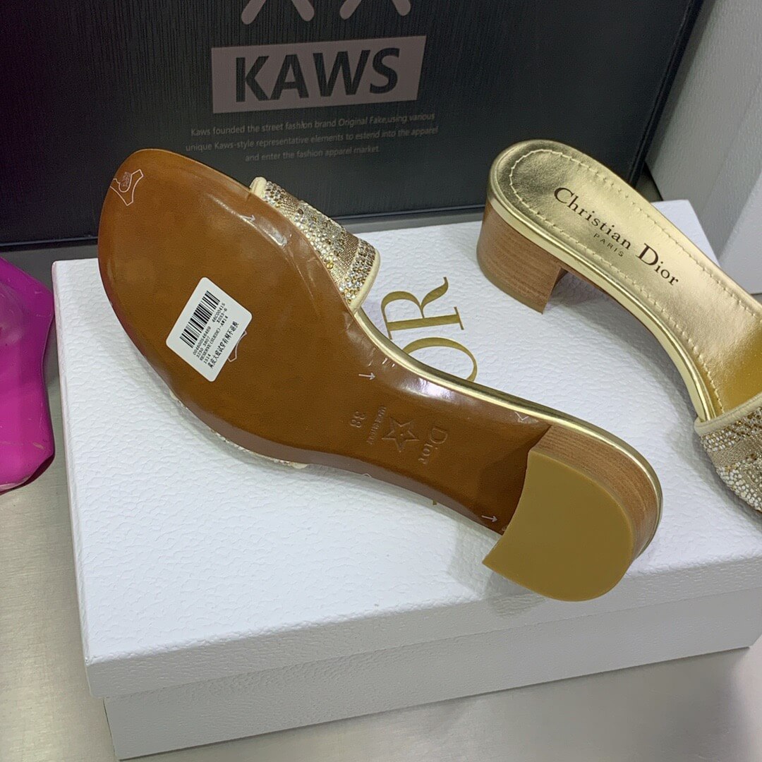 CD Dway Mules