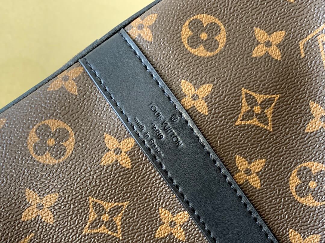 LOUIV Keepall 50