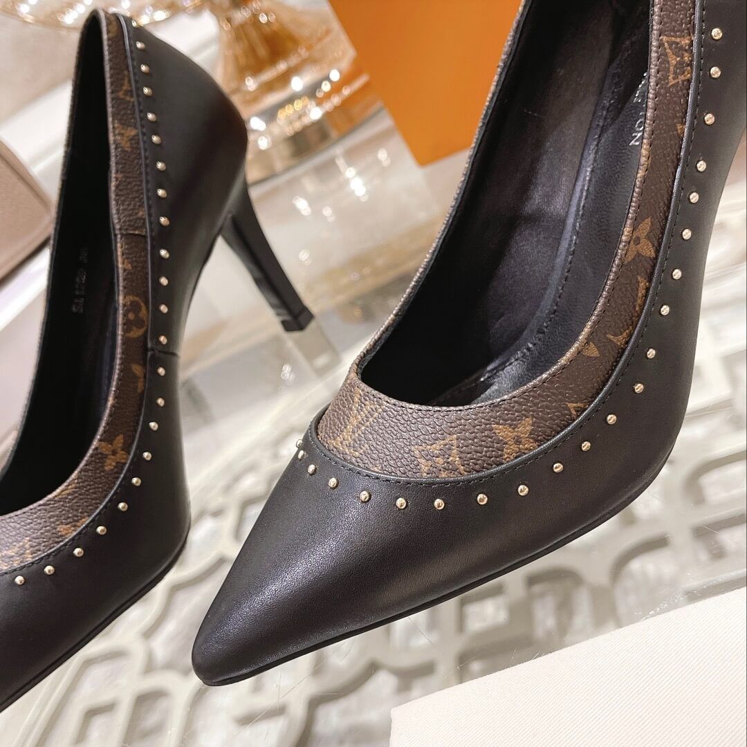 LOUIV Pumps