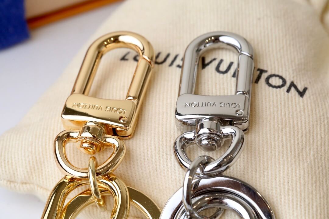 LOUIV Lock Key Chain