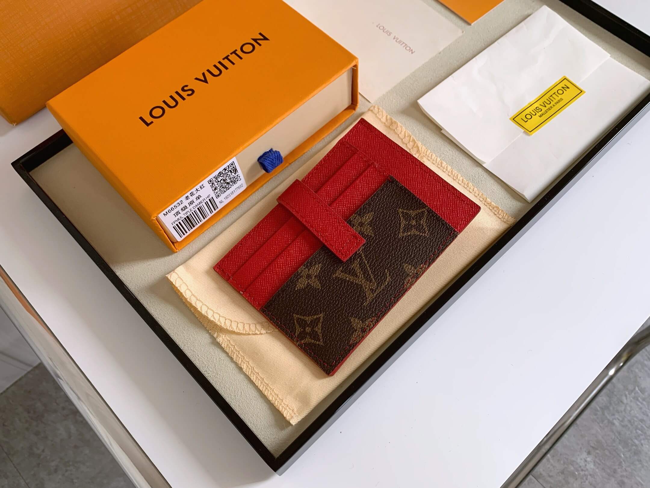 LOUIV Card Holder