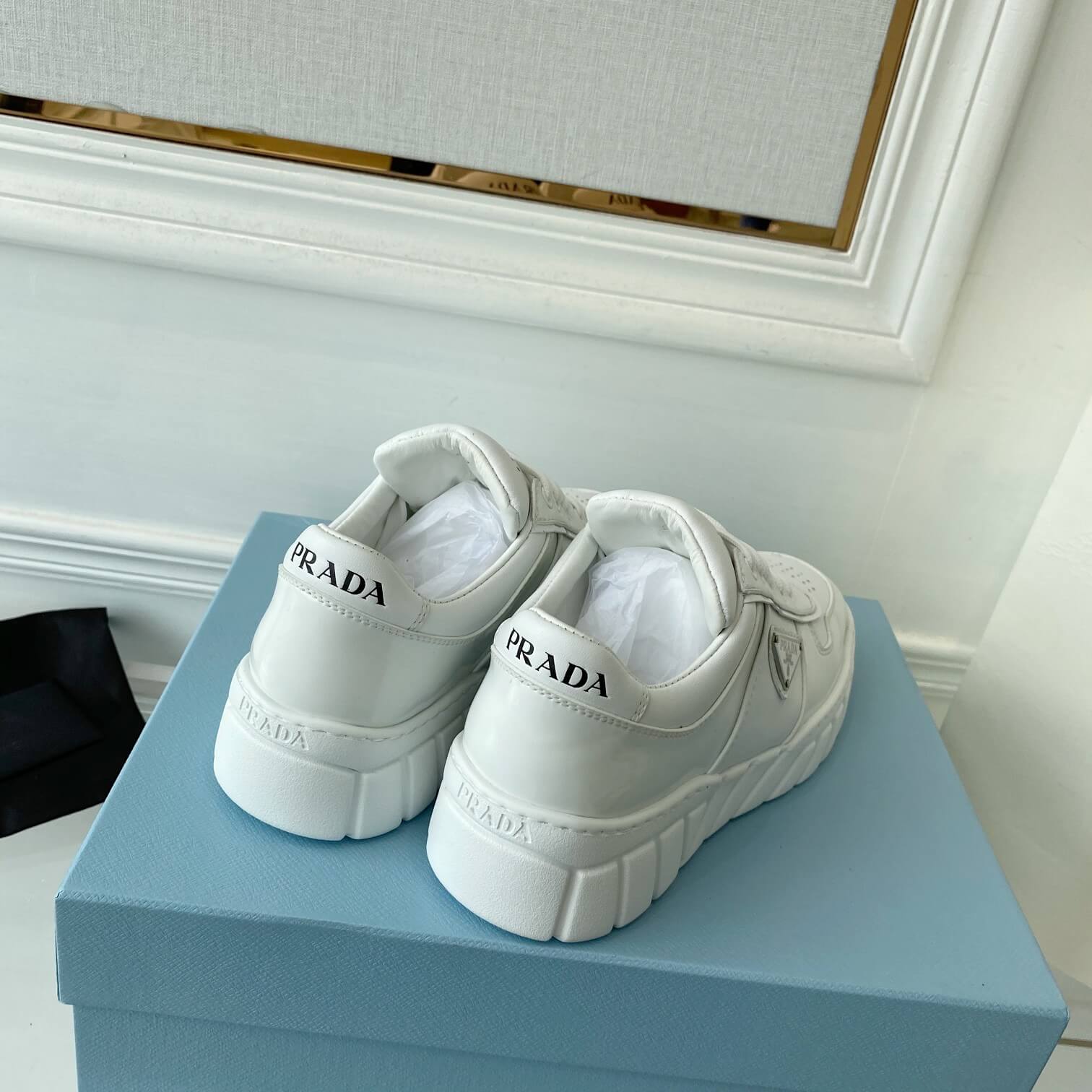 PR Sneakers